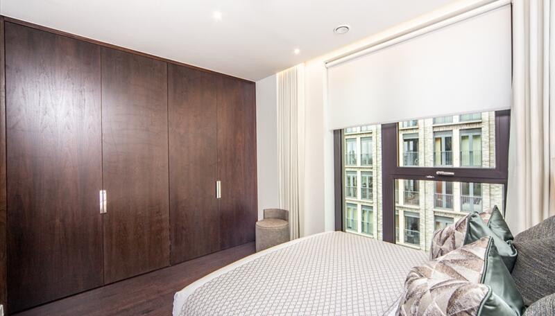 4 Thornes House, 6-8 Charles Clowes Walk, London